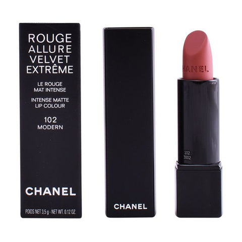 Huulipuna Rouge Allure Velvet Extreme Chanel